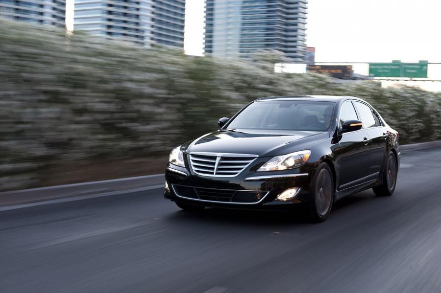 Hyundai Genesis Sedan '2013
